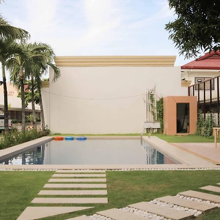Reddoorz Premium @ Wireless Mandaue Cebu Hotell Eksteriør bilde